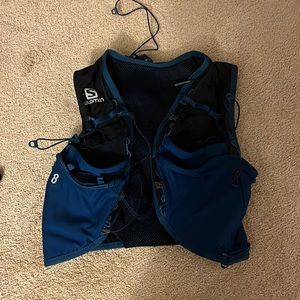 Salomon women’s Advanced Skin 8 size sm